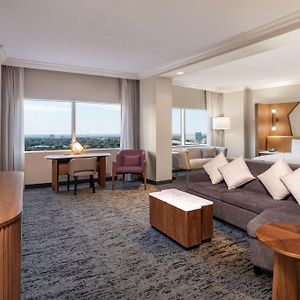 Superior King Studio City View